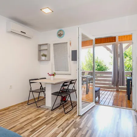 Odmoree Camp & Auberge de jeunesse *