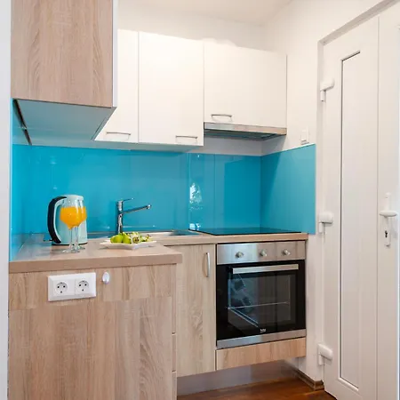 Odmoree Camp & Ražanac