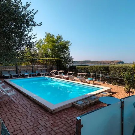 Odmoree Camp & Auberge de jeunesse