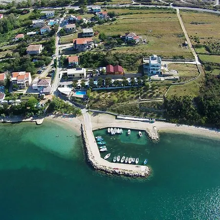 Odmoree Camp &