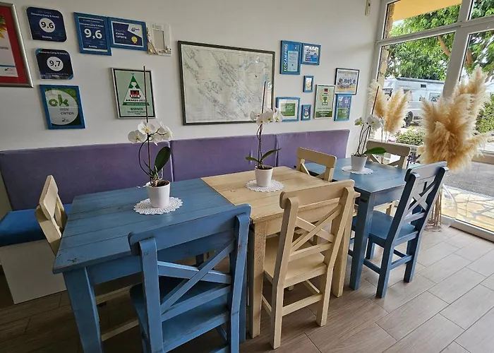 Odmoree Camp & Hostel Ražanac