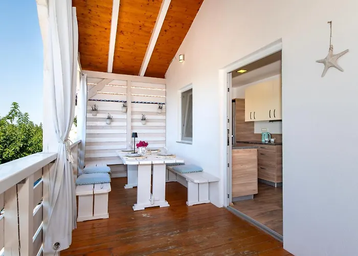 Hostel Odmoree Camp&hostel