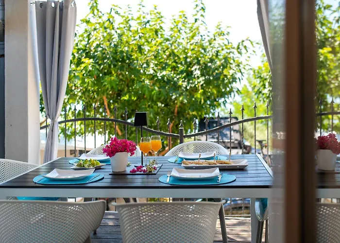 Hostel Odmoree Camp&hostel