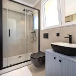 Hostel Odmoree Camp & Hostel Razanac