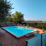 Odmoree Camp & Hostel Hostel