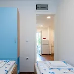 Odmoree Camp & Hostel Hostel Razanac