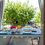 Hostel Odmoree Camp & Hostel