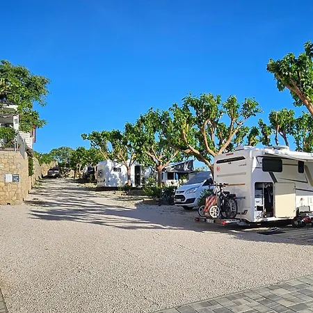 Odmoree Camping Hostal
