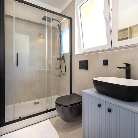 Hostal Odmoree Camping Ražanac