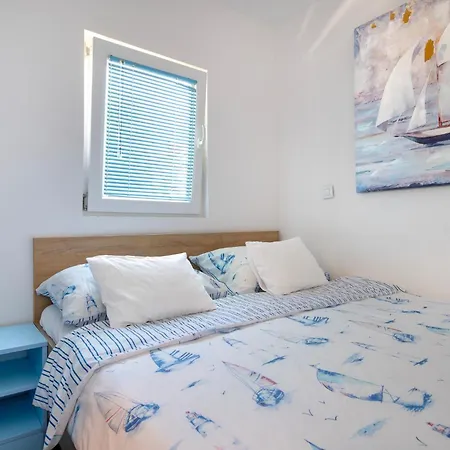Odmoree Camping Hostal