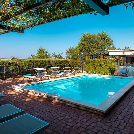 Hostal Odmoree Camping