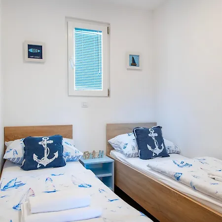 Hostal Odmoree Camping *