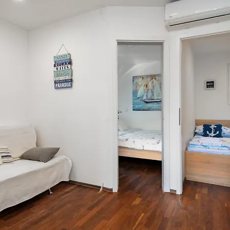 Odmoree Camping Hostal